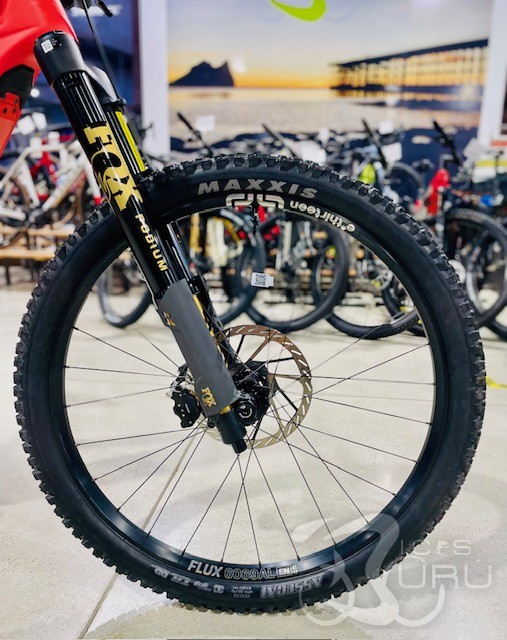 MONDRAKER CRAFTY CARBON XR 2026