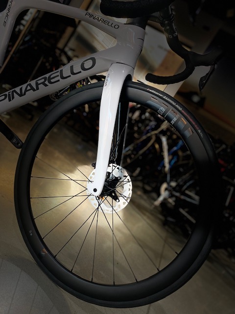 PINARELLO PRINCE ULTEGRA DI2 12V