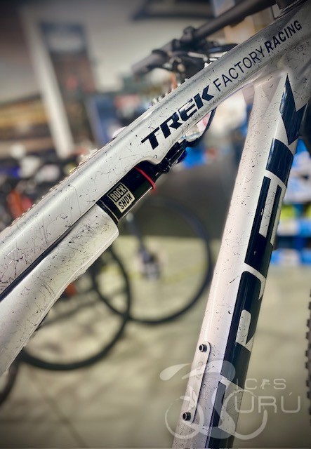 TREK SUPERCALIBER SLR 9.8 XT GEN 2