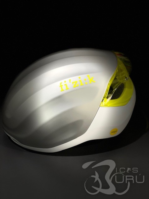 NOVEDAD CASCOS FIZIK